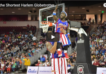Meet the Shortest Harlem Globetrotter